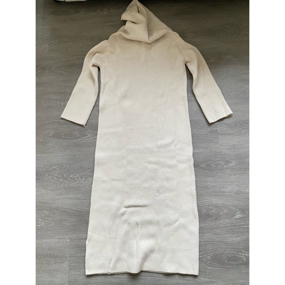 Zara Long Knit Dress - Picture 10 of 15